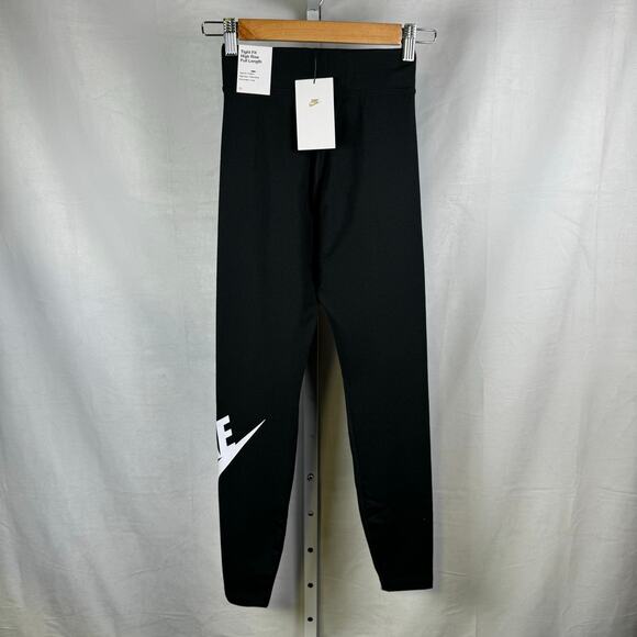 Nike Pants - Nike Tight Fit High Rise Full Length Black Leggings NEW Ladies Size XS